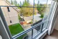 405 1000 BOWRON COURT - thumbnail 24