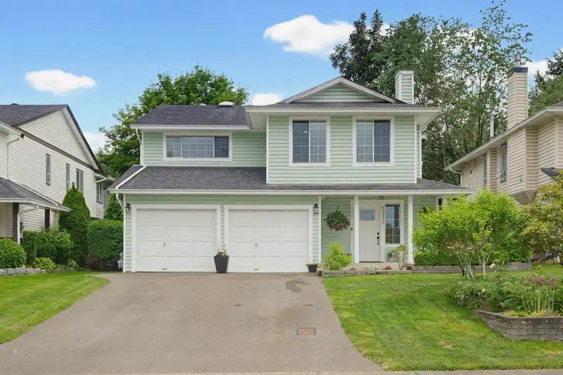 21572 93B AVENUE - photo 1 of 40