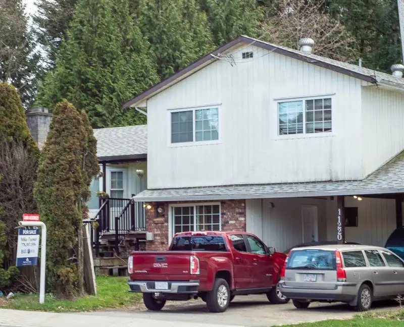 11220 72 AVENUE - photo 1 of 1