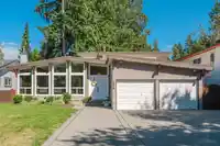 4520 206 STREET - thumbnail 1