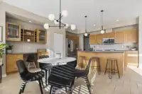 4 HICKORY DRIVE - thumbnail 12