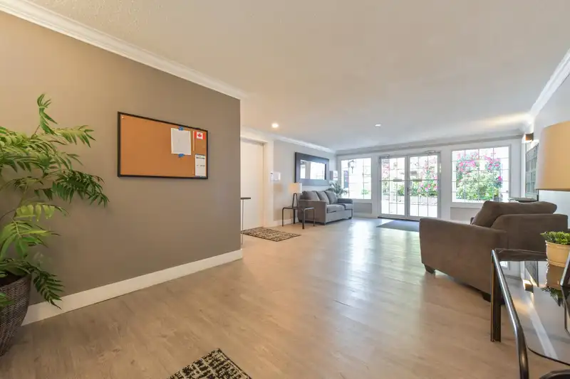 206 15010 ROPER AVENUE - photo 2 of 25