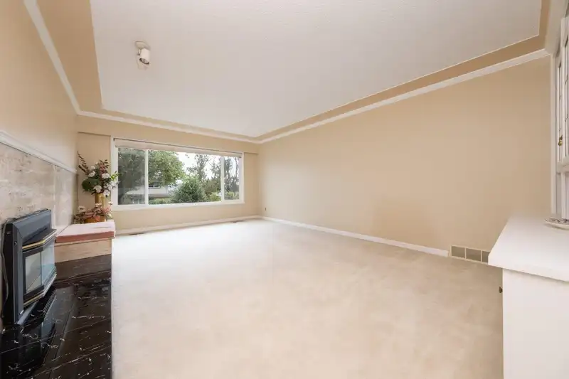 775 ESMOND AVENUE - photo 2 of 32