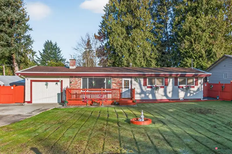 26655 32 AVENUE - photo 4 of 40