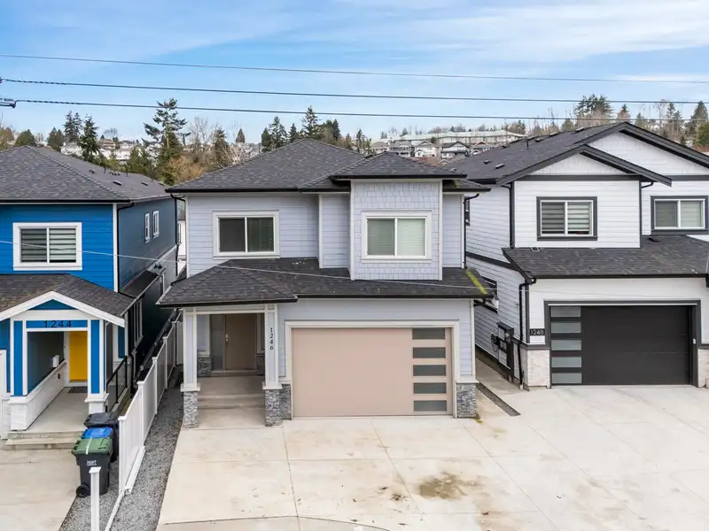 1246 PITT RIVER ROAD - photo 1 of 40