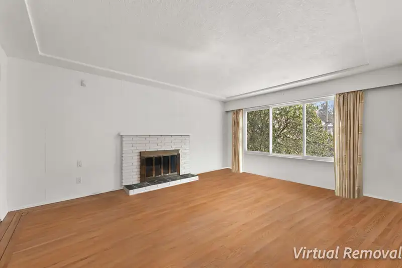 4263 ATLEE AVENUE - photo 2 of 13