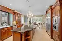 4583 HUDSON STREET - thumbnail 5