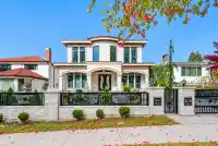 3419 E 48TH AVENUE - thumbnail 2