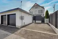 1 2425 KITCHENER STREET - thumbnail 32