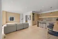 1 2425 KITCHENER STREET - thumbnail 5