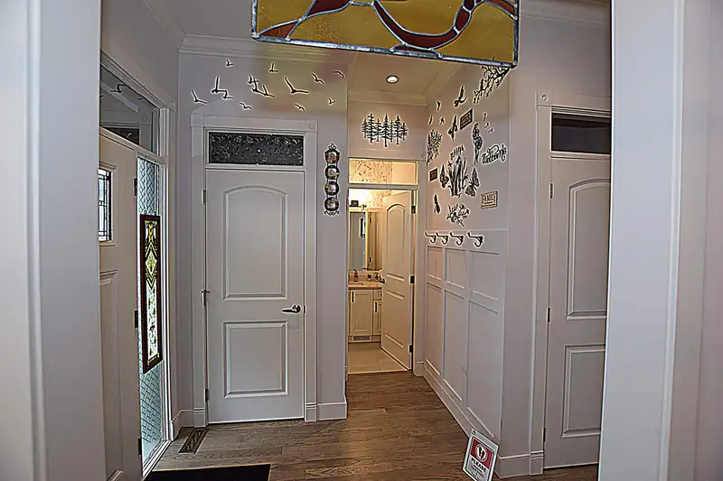 4376 STEPHEN LEACOCK DRIVE - photo 3 of 37