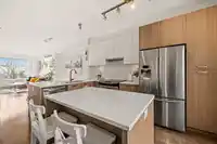 8 1320 RILEY STREET - thumbnail 6