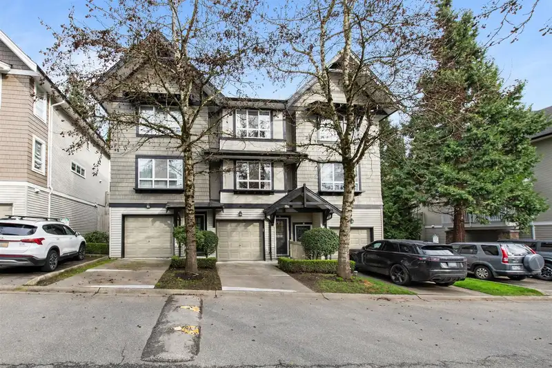 47 6747 203 STREET - photo 1 of 29