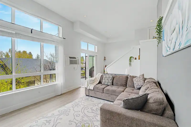 43 14057 60A AVENUE - photo 4 of 29