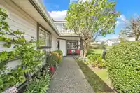 122 3080 TOWNLINE ROAD - thumbnail 2