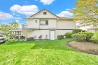 122 3080 TOWNLINE ROAD - thumbnail 3