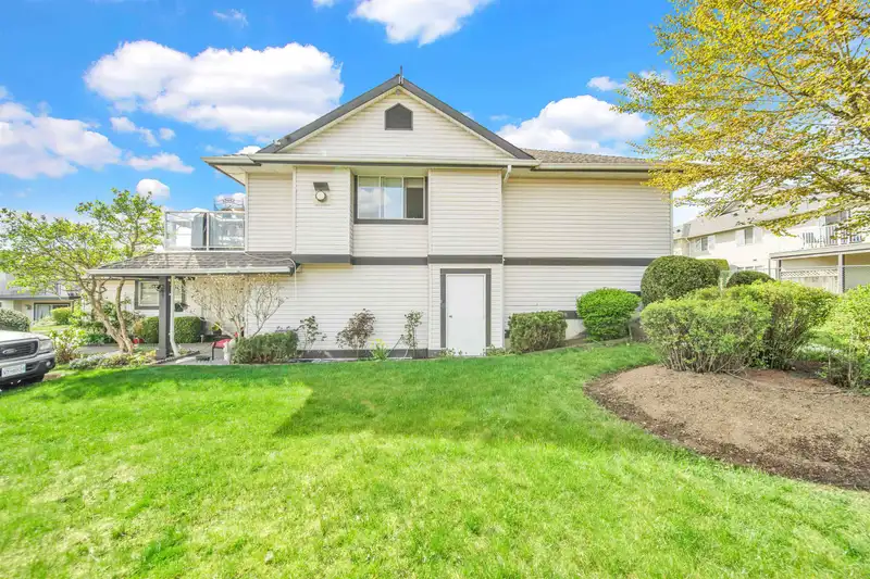 122 3080 TOWNLINE ROAD - photo 3 of 35
