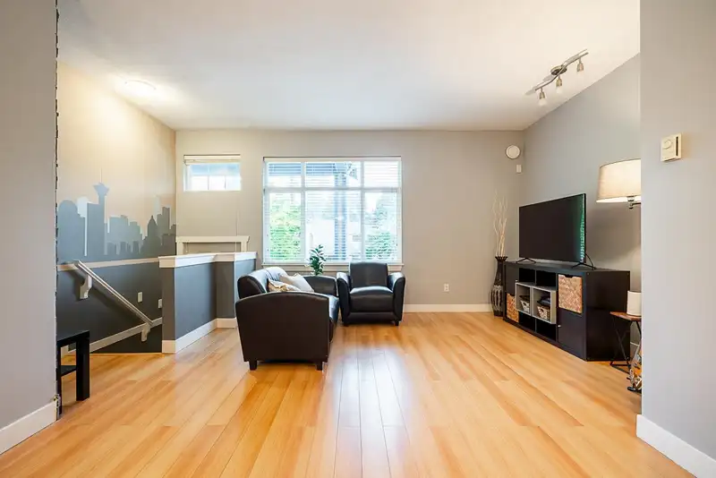 4 13899 LAUREL DRIVE - photo 3 of 24