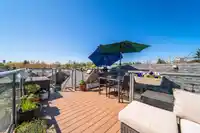 3033 LAUREL STREET - thumbnail 1