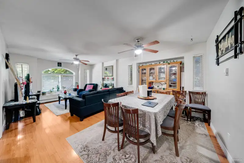 8863 KING GEORGE BOULEVARD - photo 4 of 23