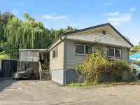 10 32151 LOUGHEED HIGHWAY - thumbnail 2