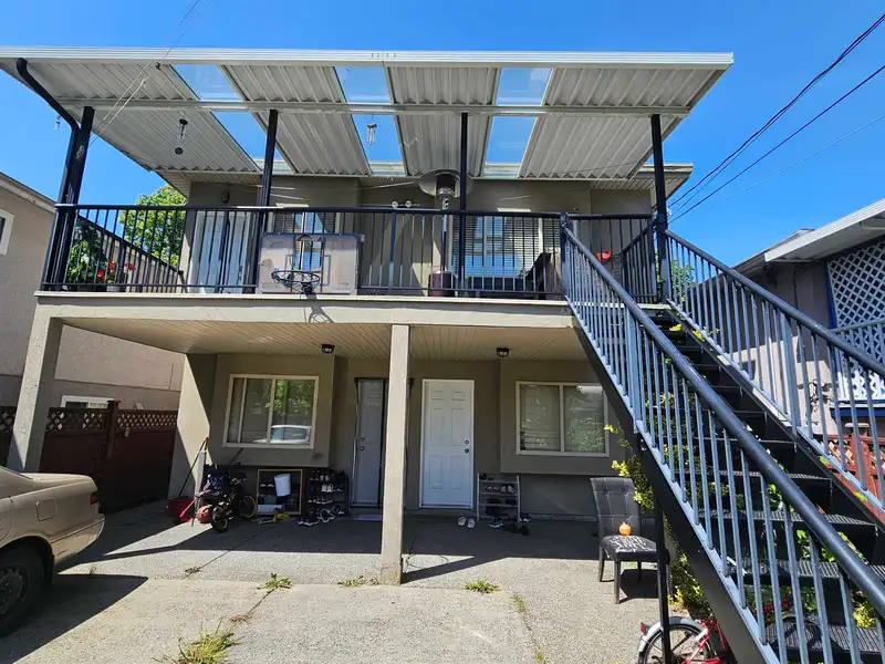 6128 ST. CATHERINES STREET - photo 4 of 12