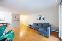 201 7200 LINDSAY ROAD - thumbnail 4