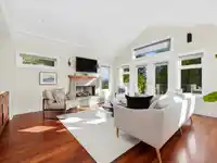2618 LAWSON AVENUE - thumbnail 9