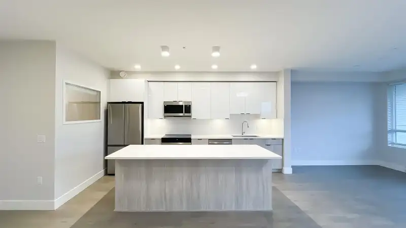 304 20061 FRASER HIGHWAY - photo 1 of 22