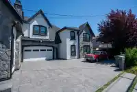 8866 134B STREET - thumbnail 2