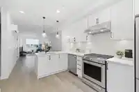 202 720 ROBINSON STREET - thumbnail 13