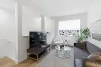 202 720 ROBINSON STREET - thumbnail 4