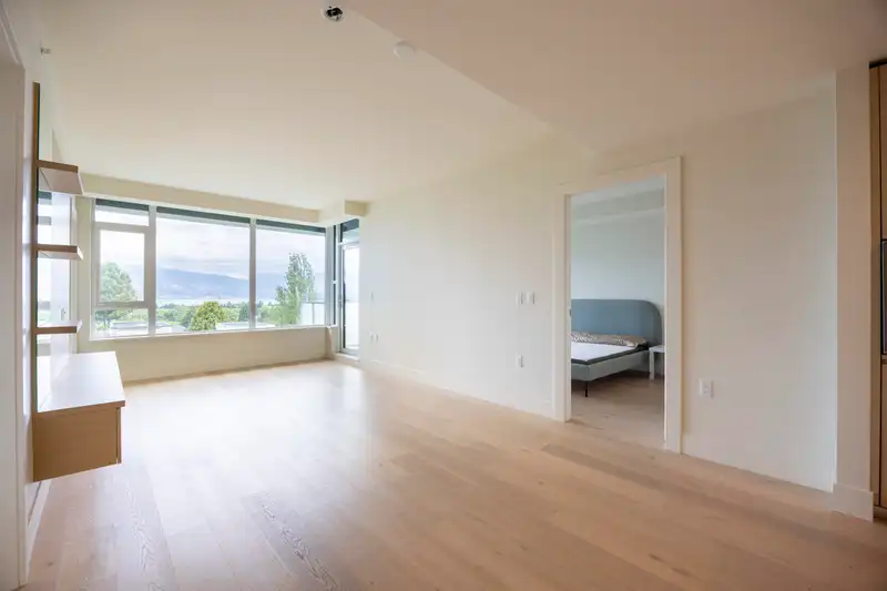 305 3639 W 16TH AVENUE - photo 4 of 26