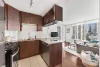 1002 1010 RICHARDS STREET - thumbnail 2