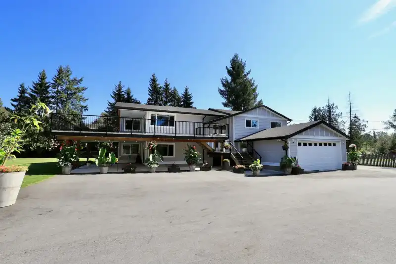 24325 116 AVENUE - photo 1 of 40