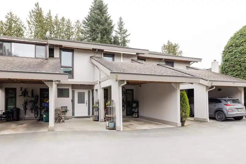 3 5600 LADNER TRUNK ROAD - photo 2 of 36
