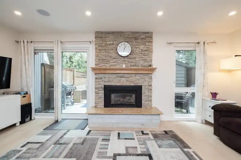 3 5600 LADNER TRUNK ROAD - photo 4 of 36
