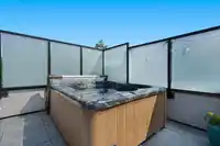 21 856 ORWELL STREET - thumbnail 17
