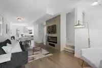 21 856 ORWELL STREET - thumbnail 8