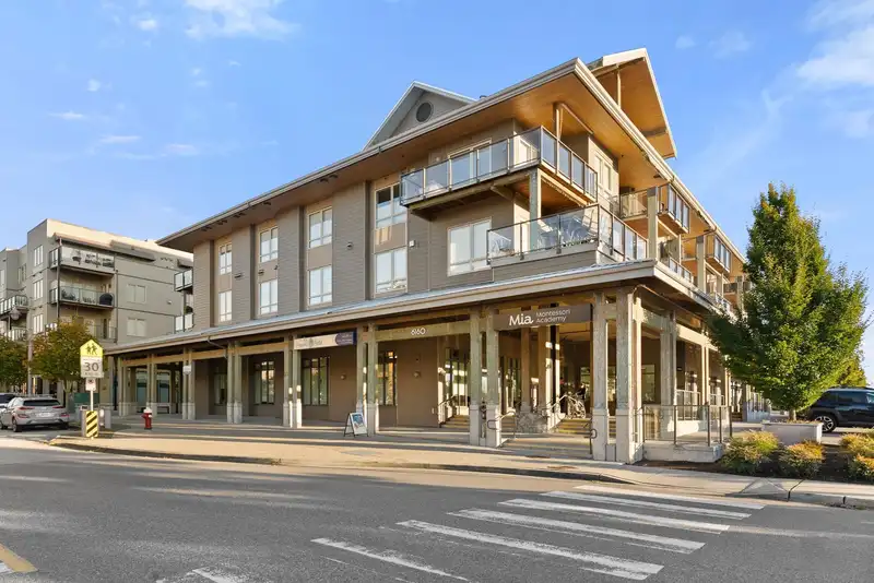 209 6160 LONDON ROAD - photo 1 of 40