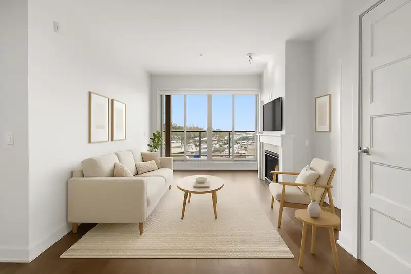209 6160 LONDON ROAD - photo 4 of 40