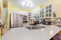 318 15110 108 AVENUE - thumbnail 11
