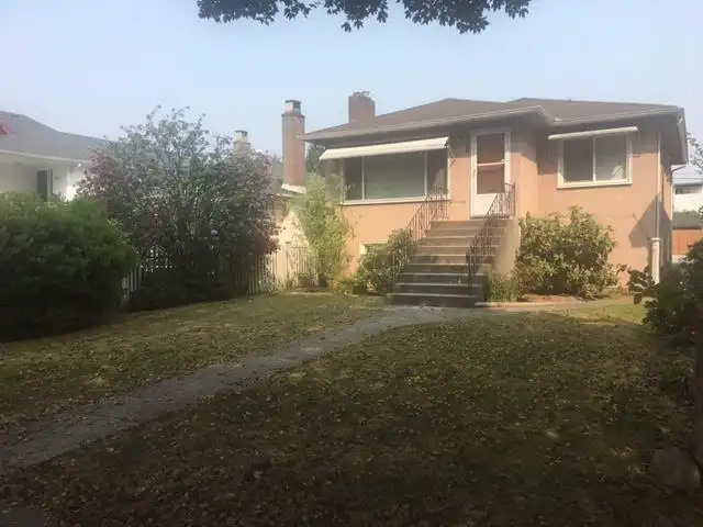 5336 RHODES STREET - photo 1 of 12