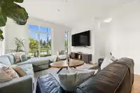 117 13933 105 BOULEVARD - thumbnail 1