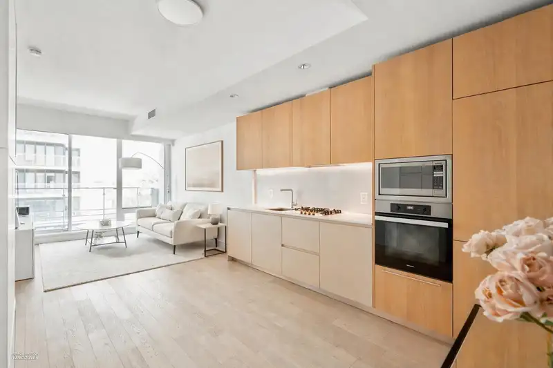 507 6688 PEARSON WAY - photo 2 of 28