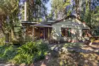 5069 SUNSHINE COAST HIGHWAY - thumbnail 3