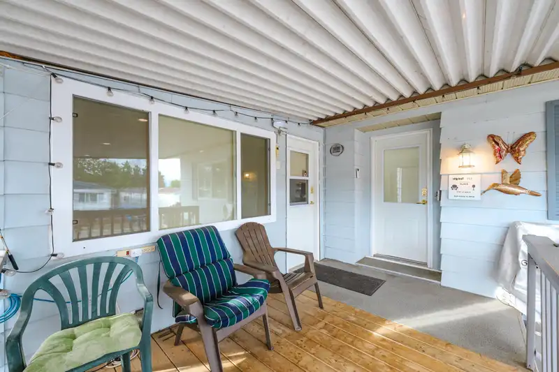 209 3665 244TH STREET - photo 4 of 40