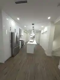 29 1115 ROMA AVENUE - thumbnail 16
