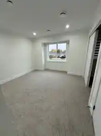 29 1115 ROMA AVENUE - thumbnail 26