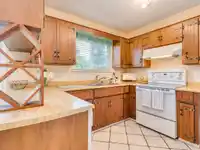 8064 IVY COURT - thumbnail 14